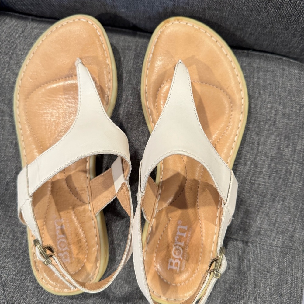 Born Women's Cream and Tan Sandals